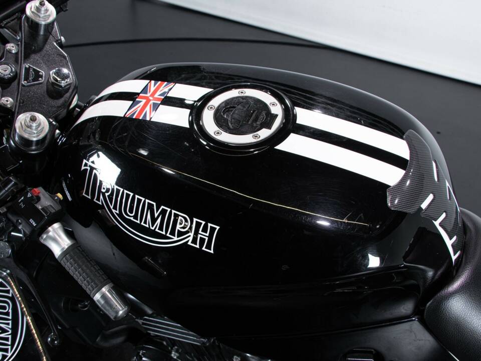 Bild 49/50 von Triumph Speed Triple (1995)