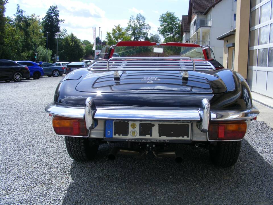 Image 9/30 de Jaguar E-Type (1971)