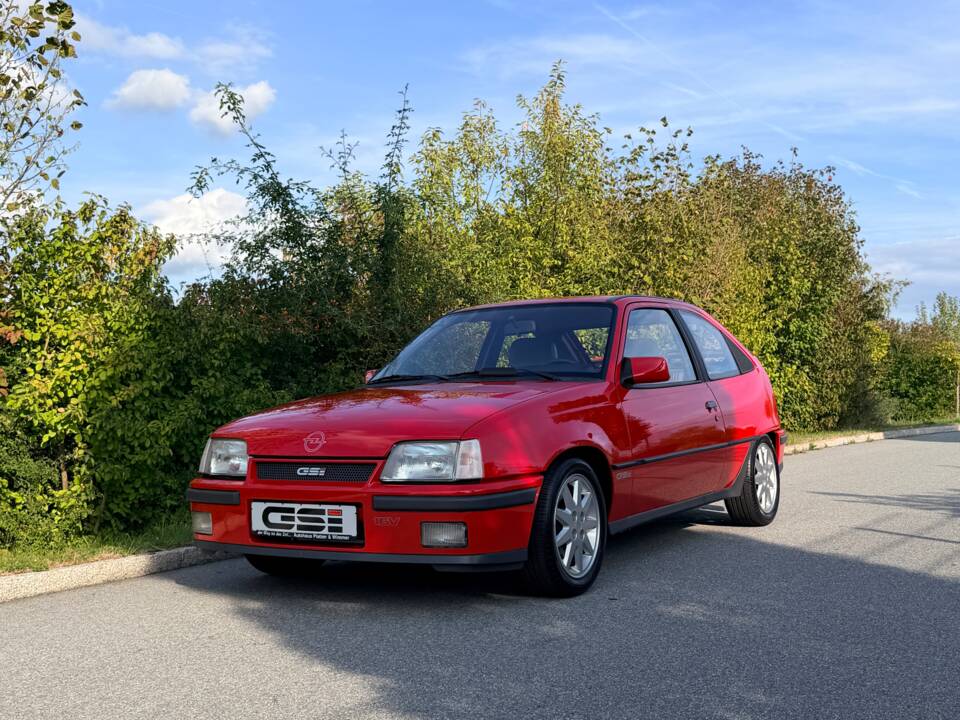 Image 25/33 of Opel Kadett 2,0i GSi 16V (1988)