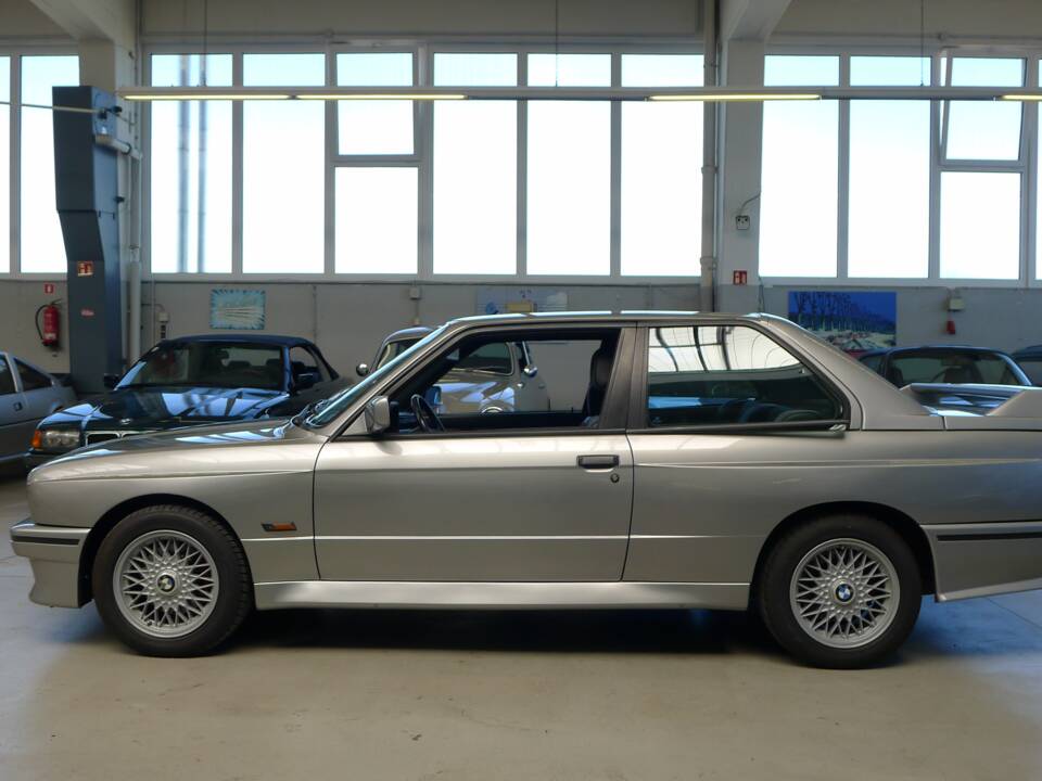 Immagine 35/45 di BMW M3 (1987)
