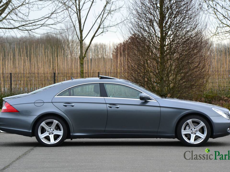Bild 6/50 von Mercedes-Benz CLS 350 CGI (2008)