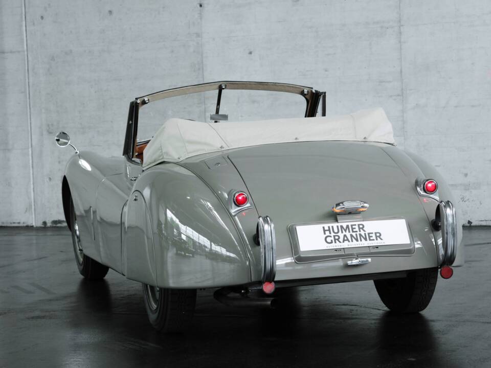 Bild 17/50 von Jaguar XK 120 DHC (1953)