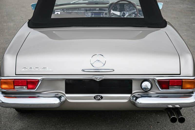 Image 9/37 of Mercedes-Benz 280 SL (1970)