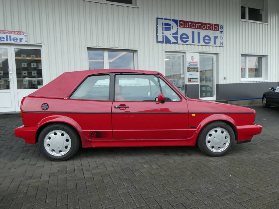 Bild 7/23 von Volkswagen Golf I Cabrio 1.8 (1990)