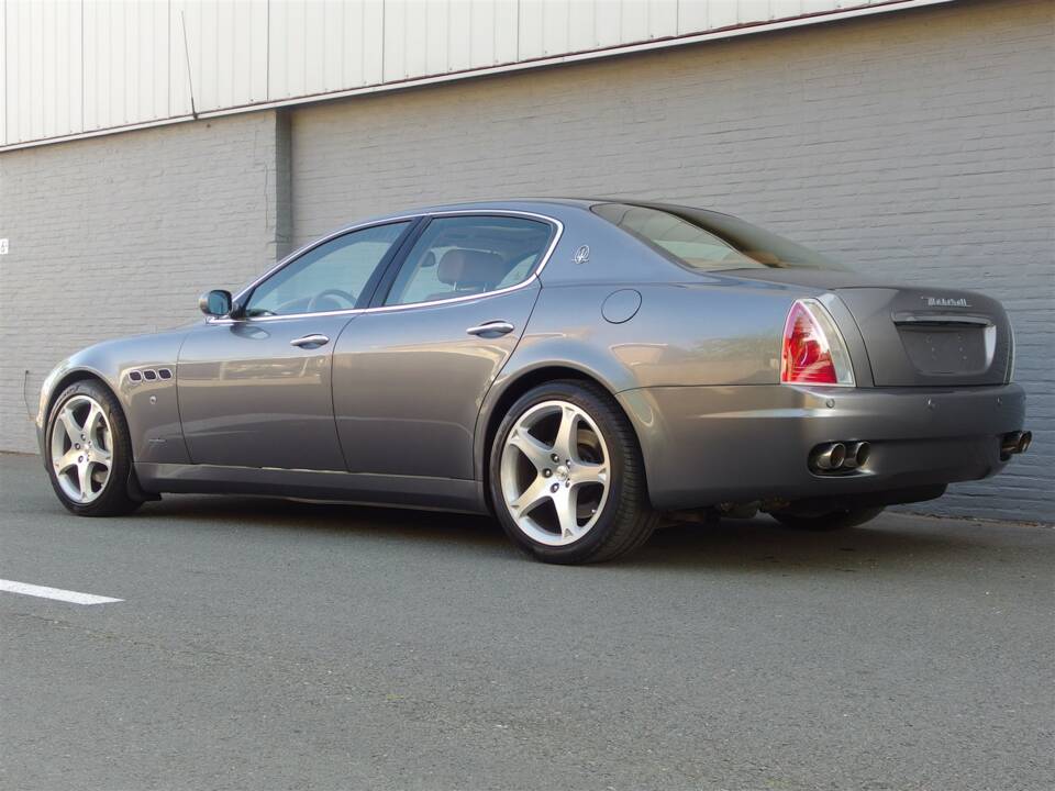 Image 4/99 of Maserati Quattroporte 4.2 (2007)