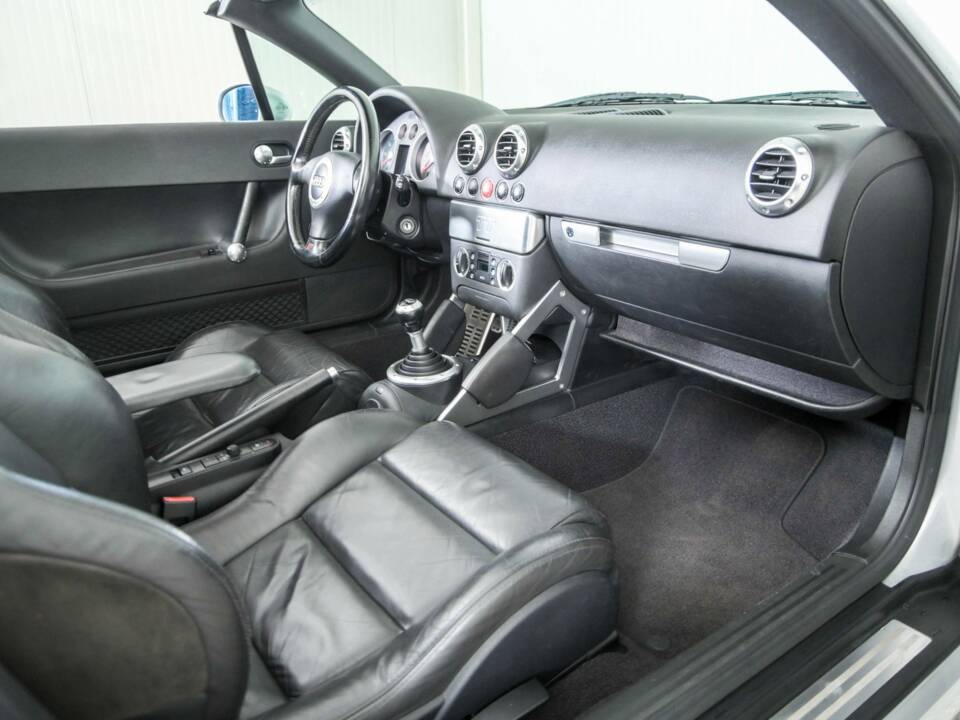 Bild 12/50 von Audi TT 1.8 T (2000)
