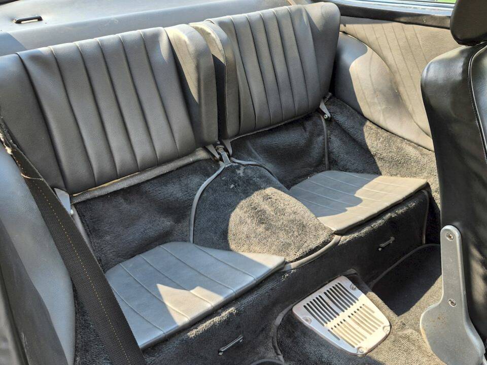 Image 31/42 of Porsche 911 2.4 T &quot;Oilflap&quot; (1972)