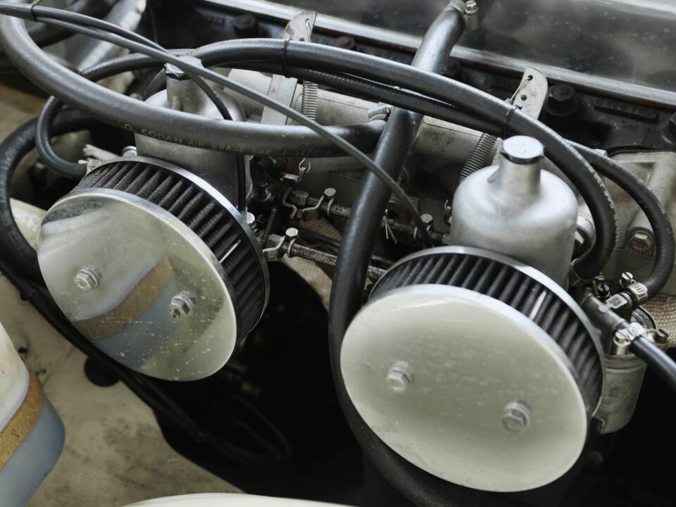 Bild 36/44 von Triumph TR 250 (1968)