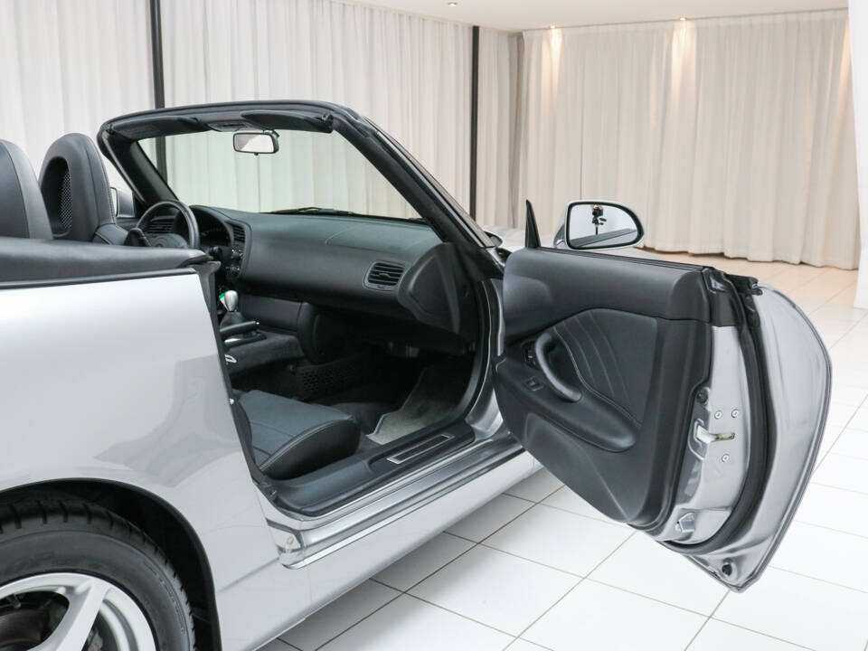 Bild 9/23 von Honda S 2000 (2001)