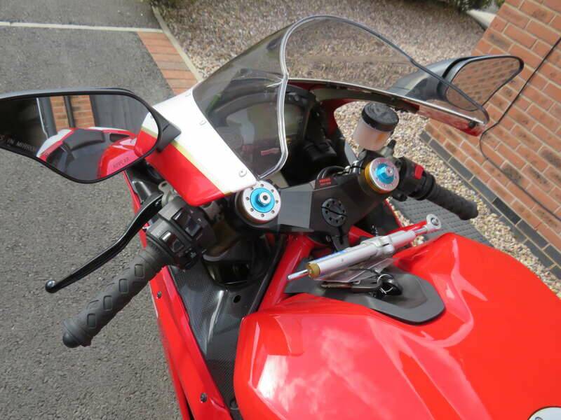 Bild 13/46 von Ducati 1098 R (2008)
