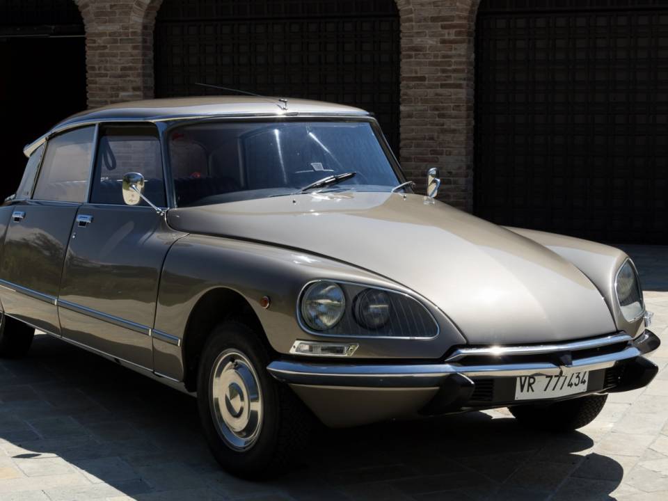 Immagine 4/16 di Citroën DS 23 Pallas IE (1973)
