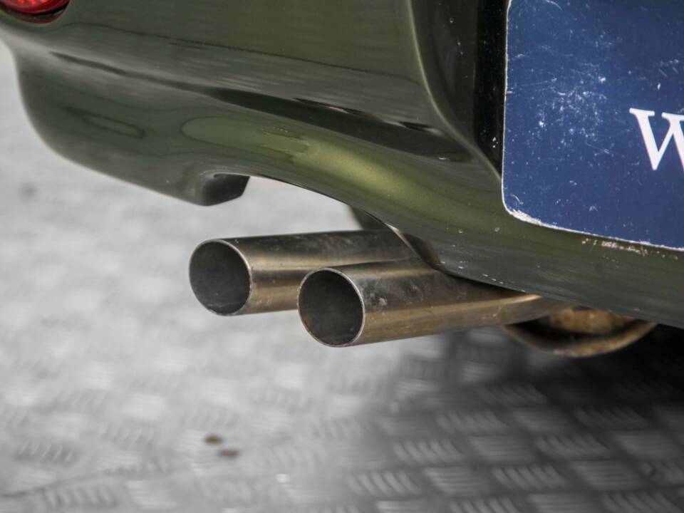 Immagine 33/50 di MG RV8 (1994)