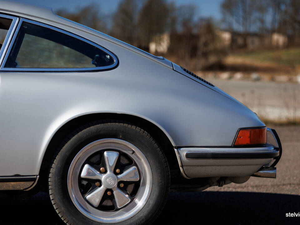 Bild 24/38 von Porsche 911 2.4 T (1973)