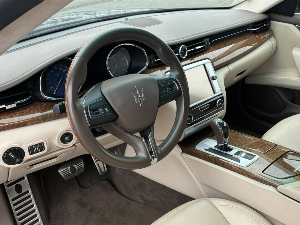 Image 12/56 of Maserati Quattroporte S (2015)
