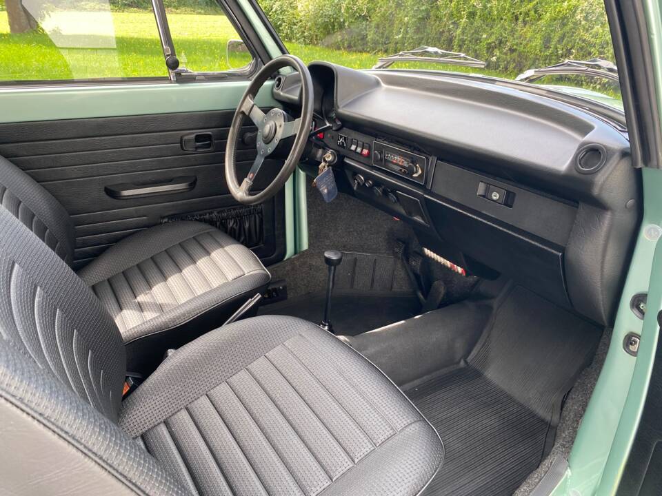 Image 16/96 of Volkswagen Beetle 1303 (1980)