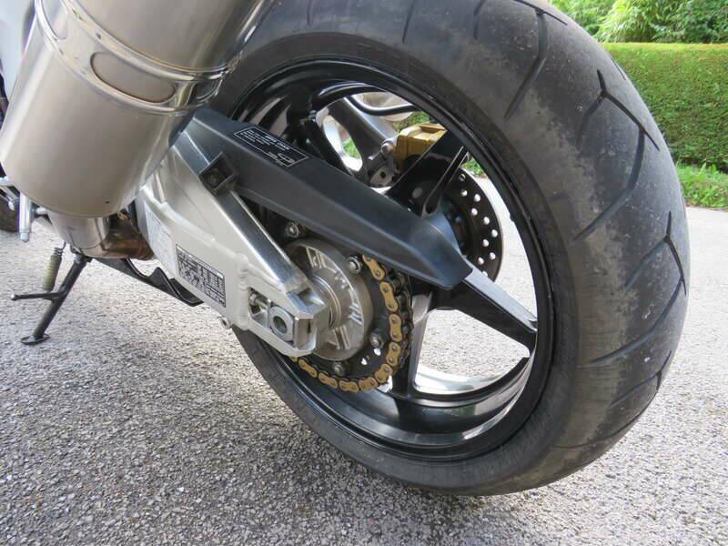 Bild 36/42 von Honda VTR 1000 SP2 (2002)