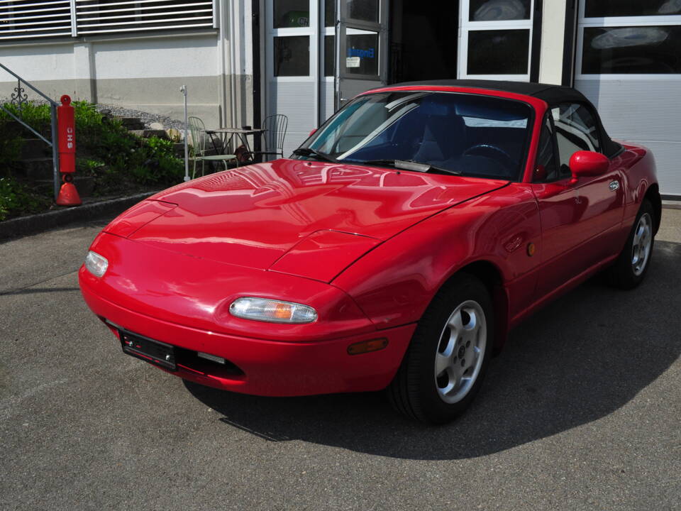 Image 2/13 of Mazda MX-5 1.6 (1991)