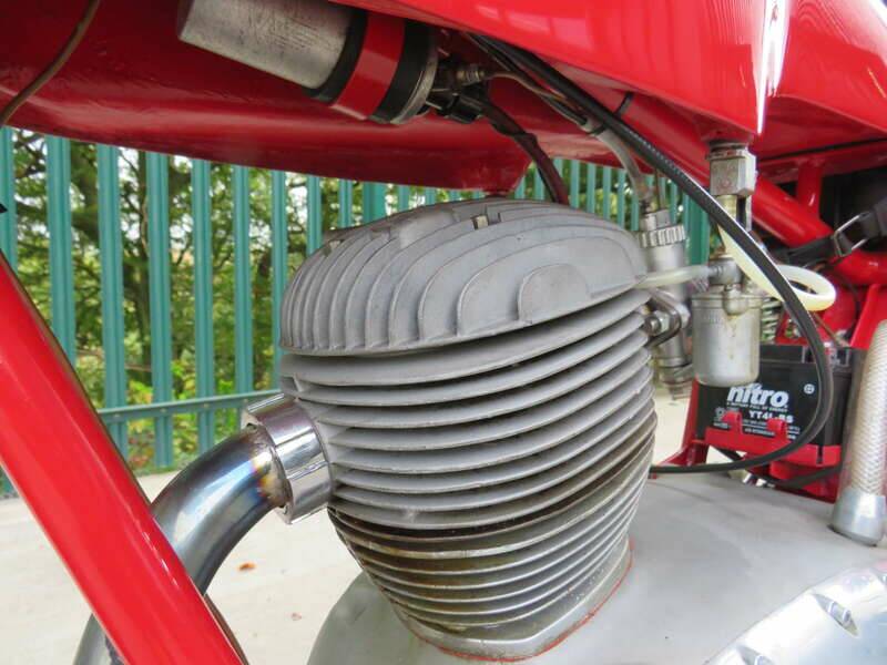 Bild 22/44 von Gilera 175 Extra Rossa (1958)