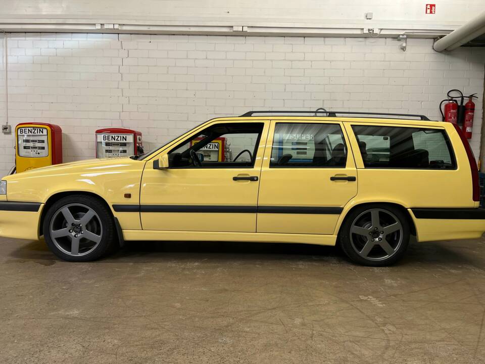 Image 1/20 of Volvo 850 T-5R (1995)
