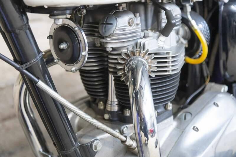 Image 36/36 of Triumph TR 6 Trophy (1969)