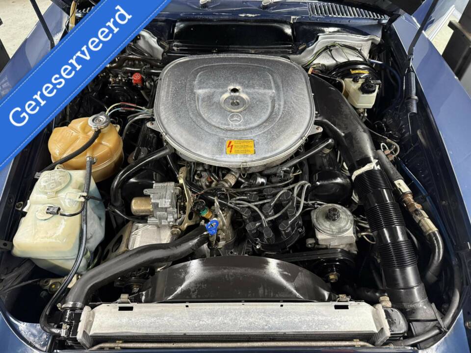 Image 27/46 of Mercedes-Benz 560 SL (1986)
