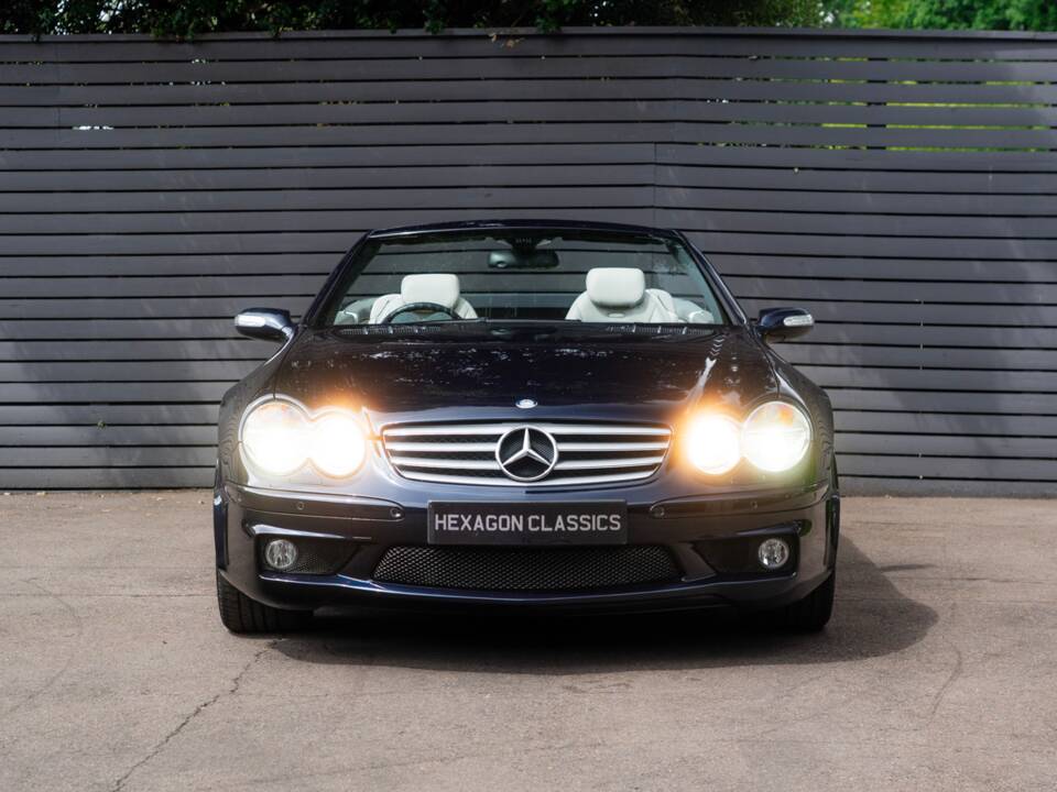 Image 15/56 de Mercedes-Benz SL 65 AMG (2004)