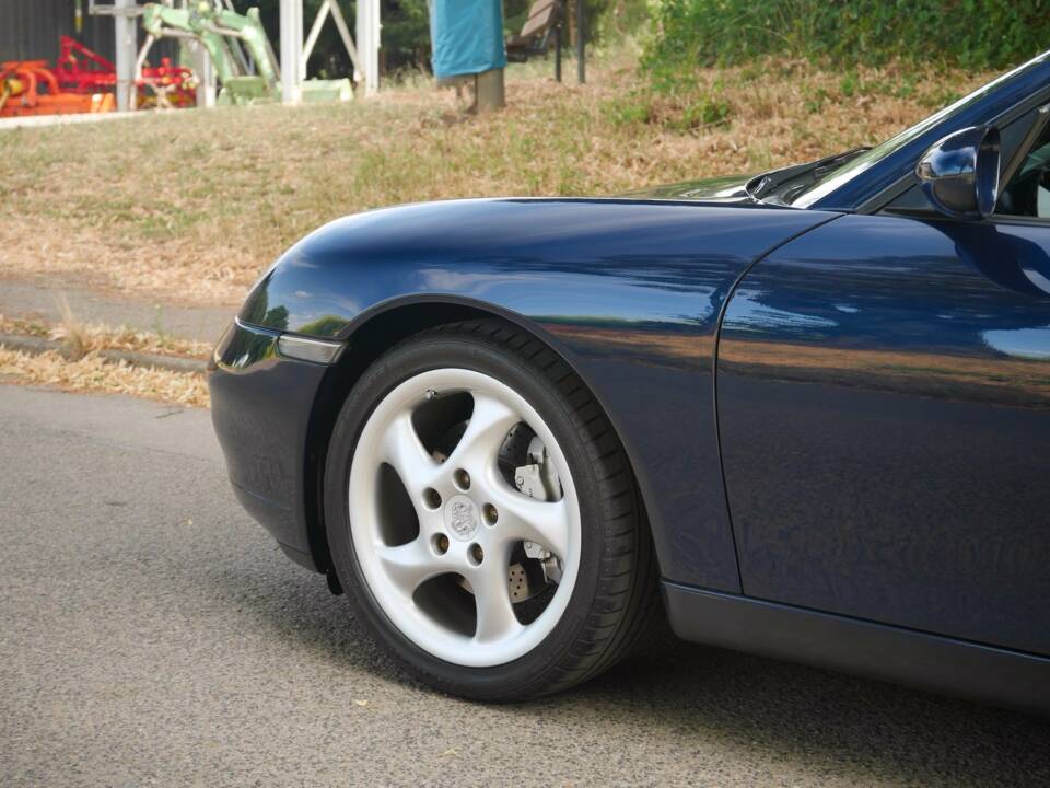 Bild 17/46 von Porsche 911 Carrera 4S (1900)