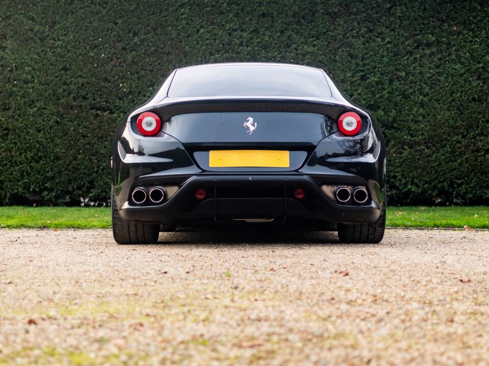 Bild 9/50 von Ferrari FF (2012)