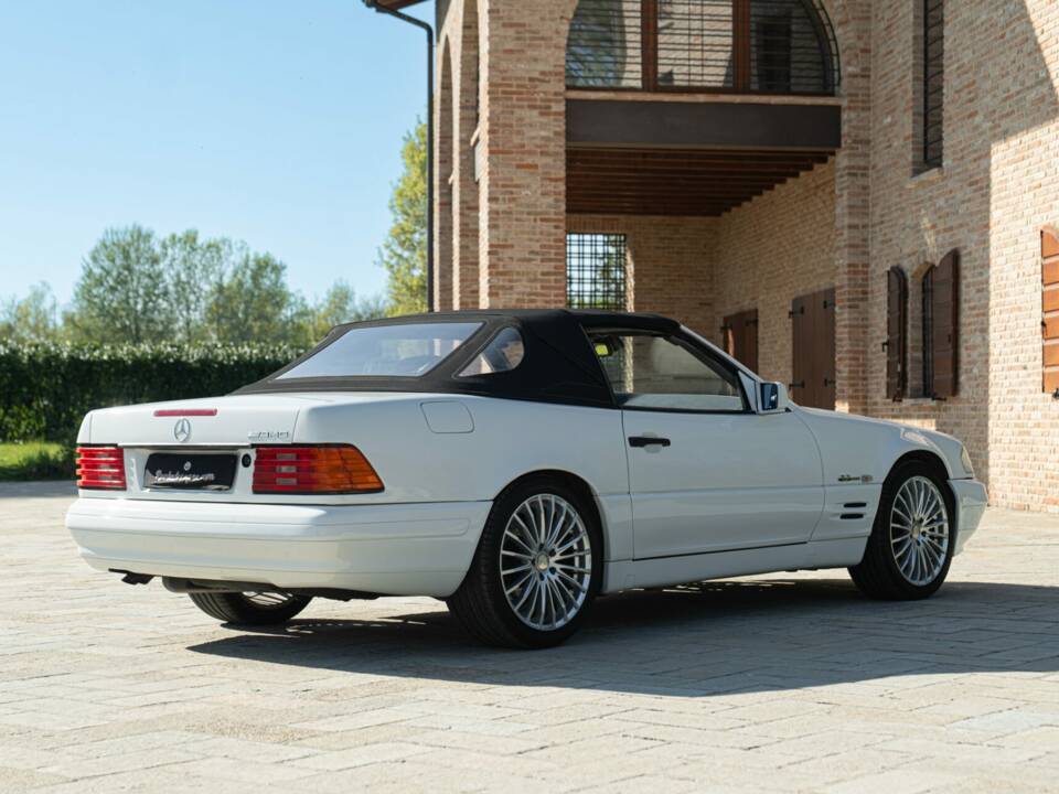 Bild 6/50 von Mercedes-Benz SL 320 (1997)