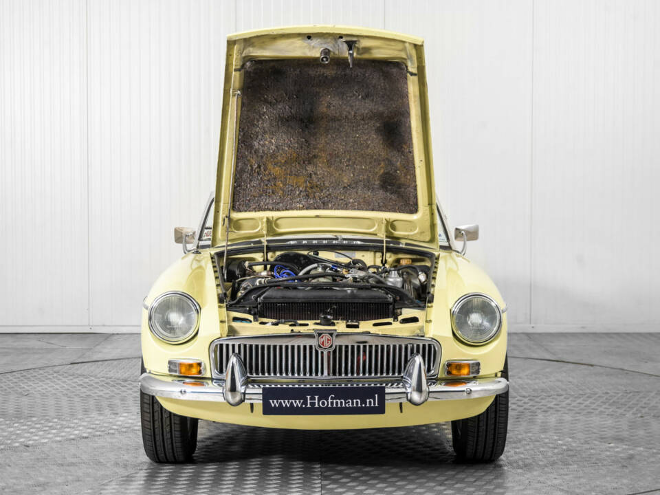 Immagine 35/50 di MG MGC (1969)