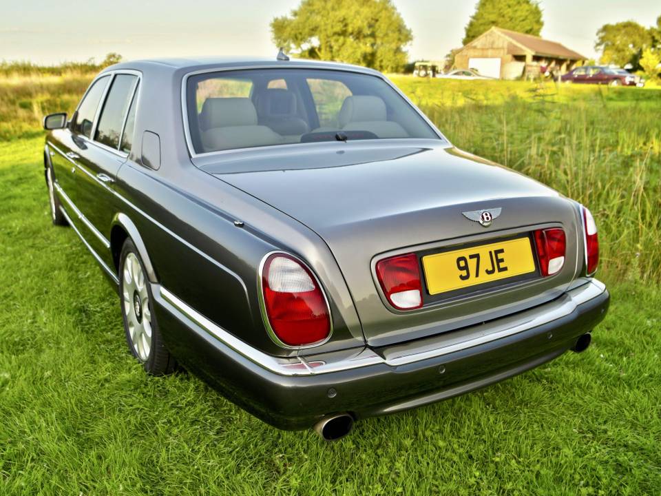 Image 14/50 de Bentley Arnage R (2005)