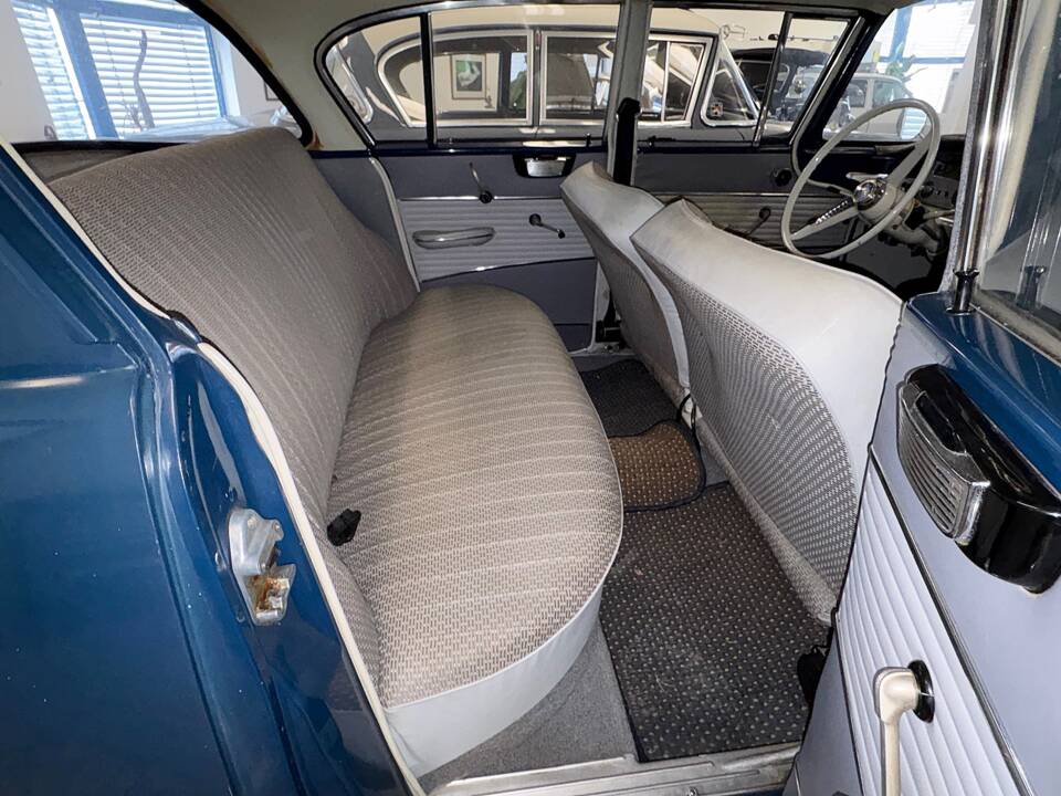Image 15/25 of Opel Olympia Rekord (1959)