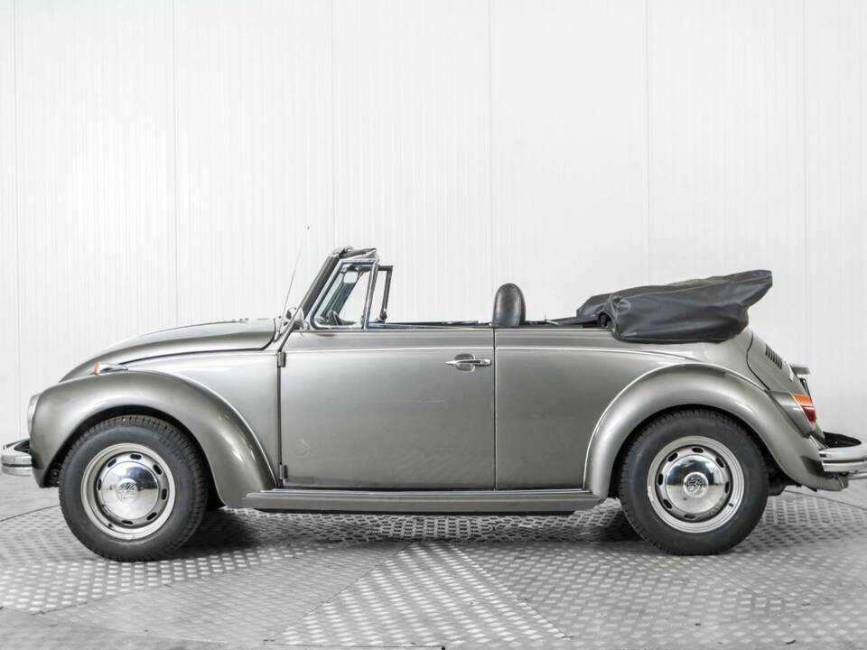 Image 9/50 of Volkswagen Beetle 1303 LS (1971)
