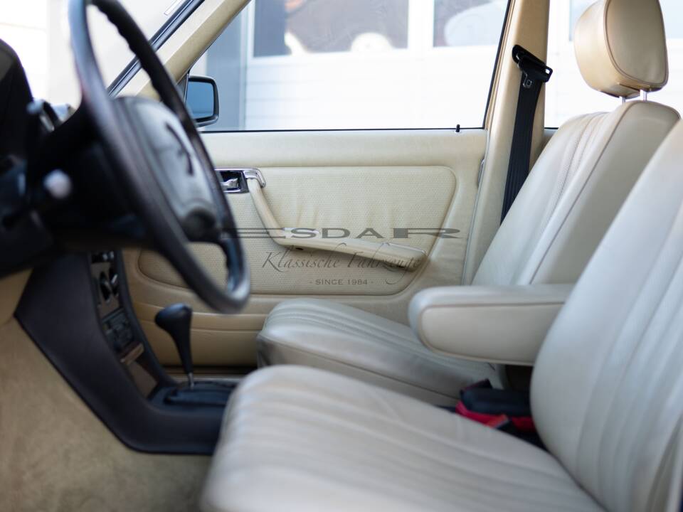 Bild 8/36 von Mercedes-Benz 280 TE (1981)