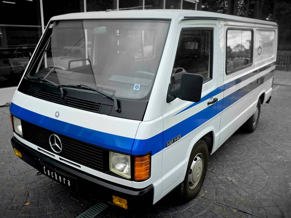 Immagine 3/5 di Mercedes-Benz MB 140 (1989)