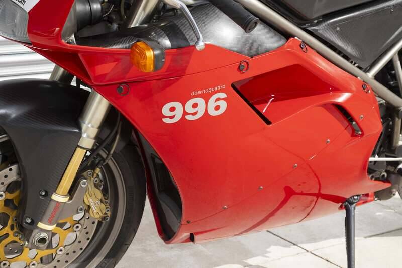 Image 4/41 of Ducati DUMMY (2000)
