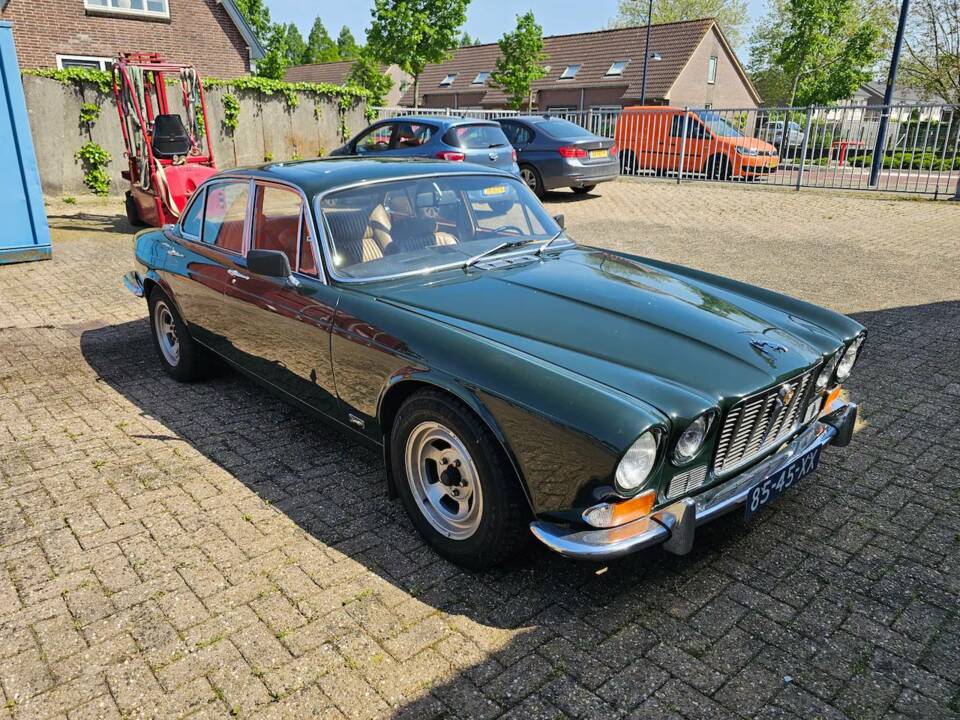 Bild 6/14 von Jaguar XJ 6 4.2 (1973)