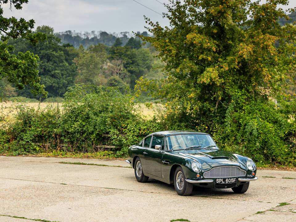 Bild 23/50 von Aston Martin DB 6 Vantage (1967)