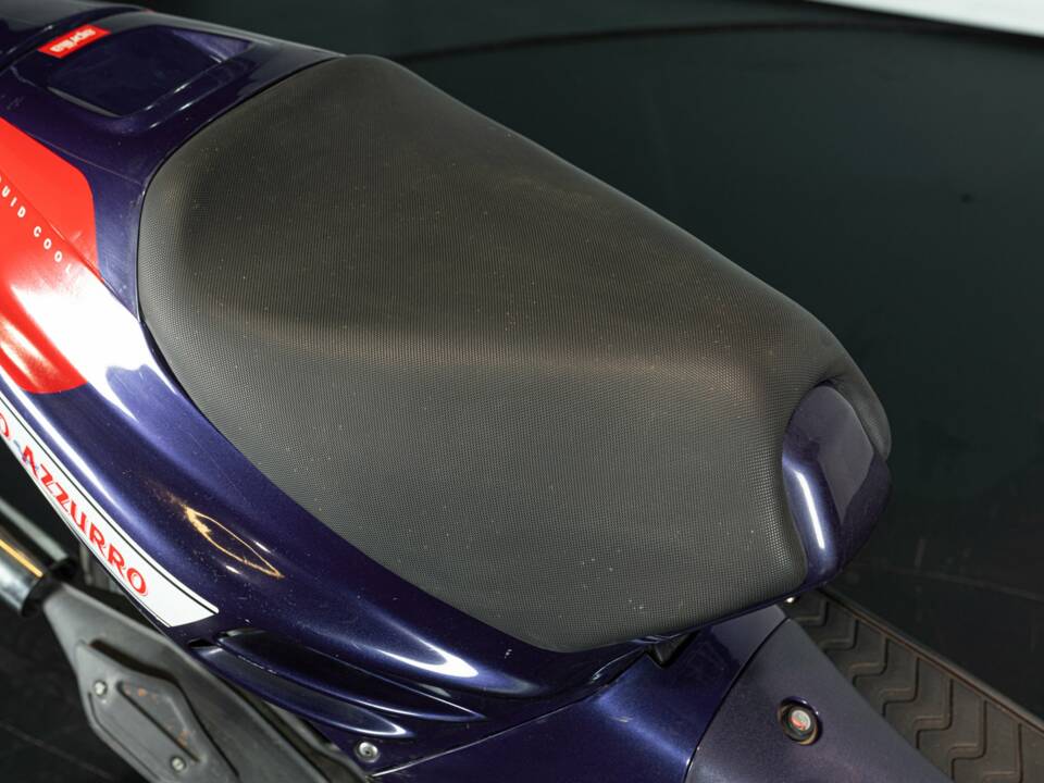 Image 12/19 of Aprilia DUMMY (1996)