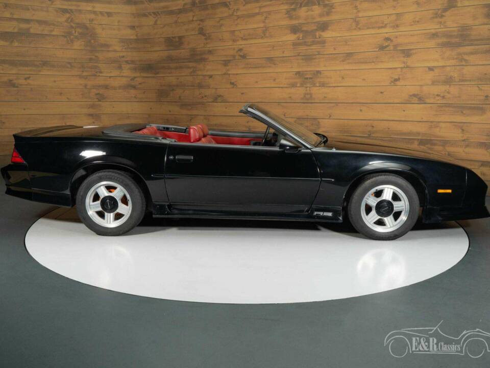 Bild 10/19 von Chevrolet Camaro RS 191 (1991)