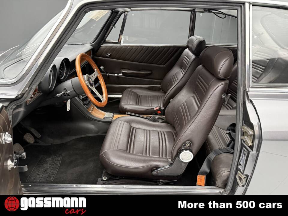 Bild 9/15 von Alfa Romeo Giulia GT 1300 Junior (1973)