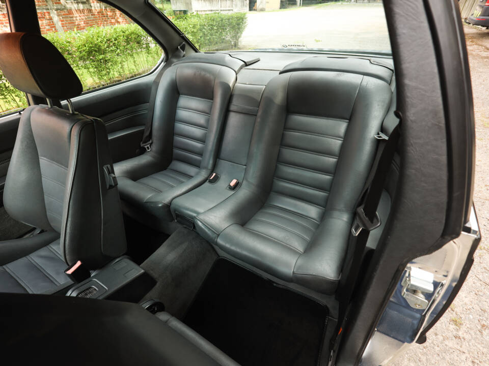 Image 11/99 of BMW M 635 CSi (1988)