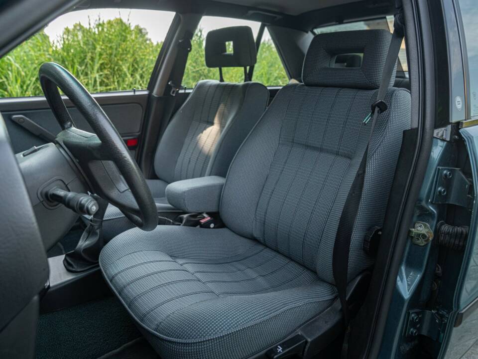 Bild 29/50 von Lancia Dedra 1.8 i.e. (1990)