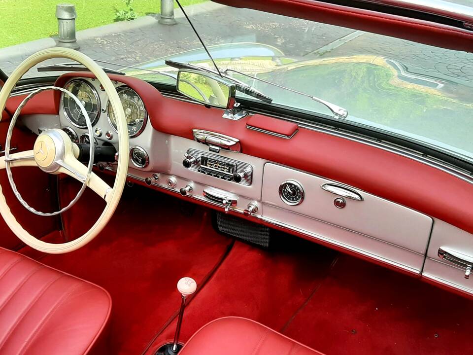 Image 10/13 of Mercedes-Benz 190 SL (1957)