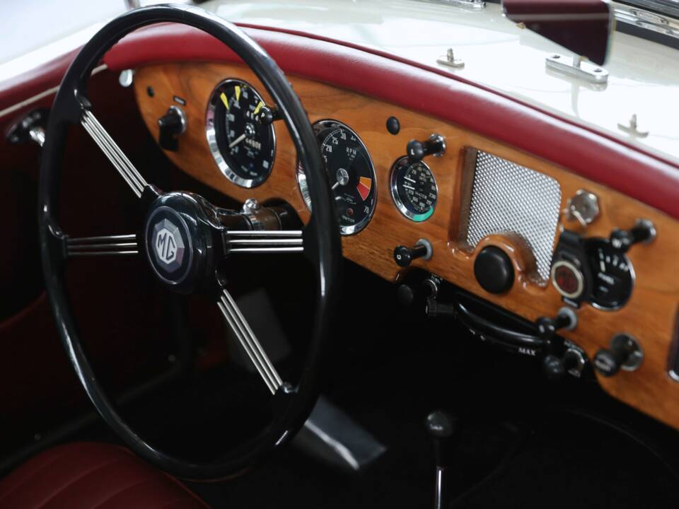Bild 23/42 von MG MGA 1500 (1959)