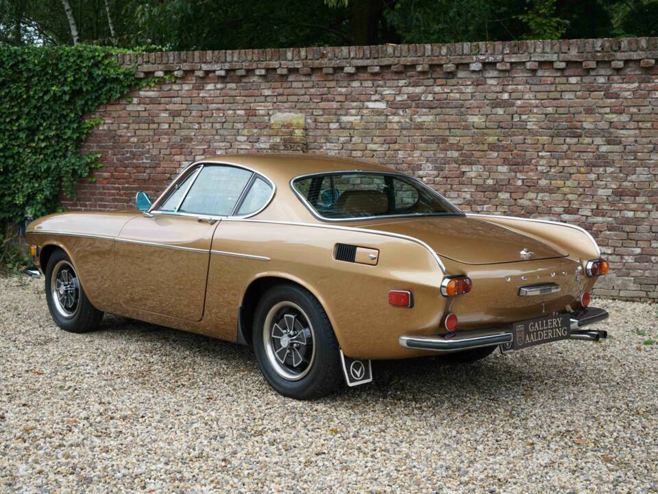 Image 19/50 of Volvo 1800 E (1971)