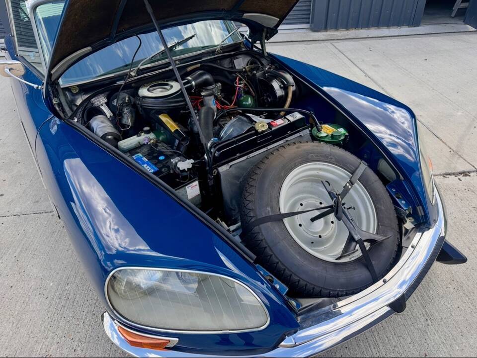 Bild 5/5 von Citroën DS 21 Pallas (1969)