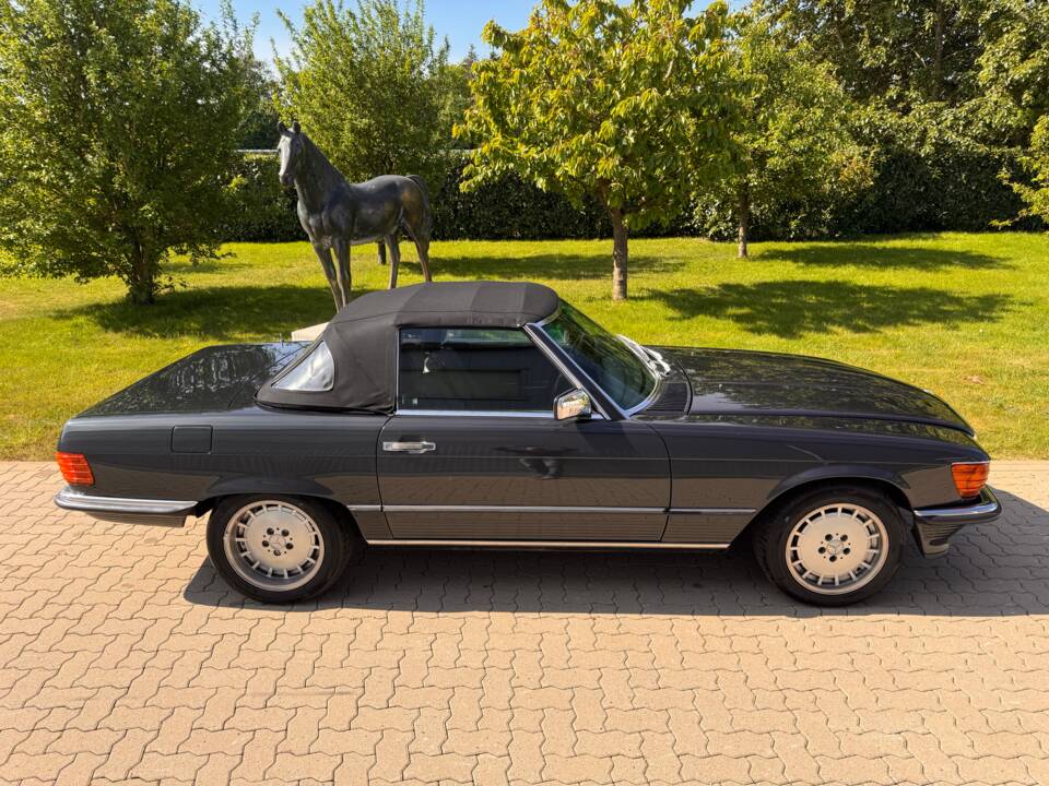 Imagen 8/93 de Mercedes-Benz 300 SL (1988)