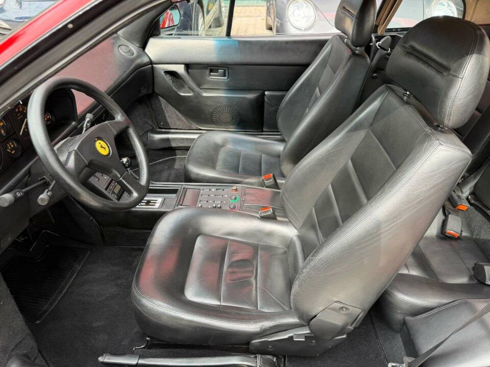 Afbeelding 12/33 van Ferrari Mondial T (1991)