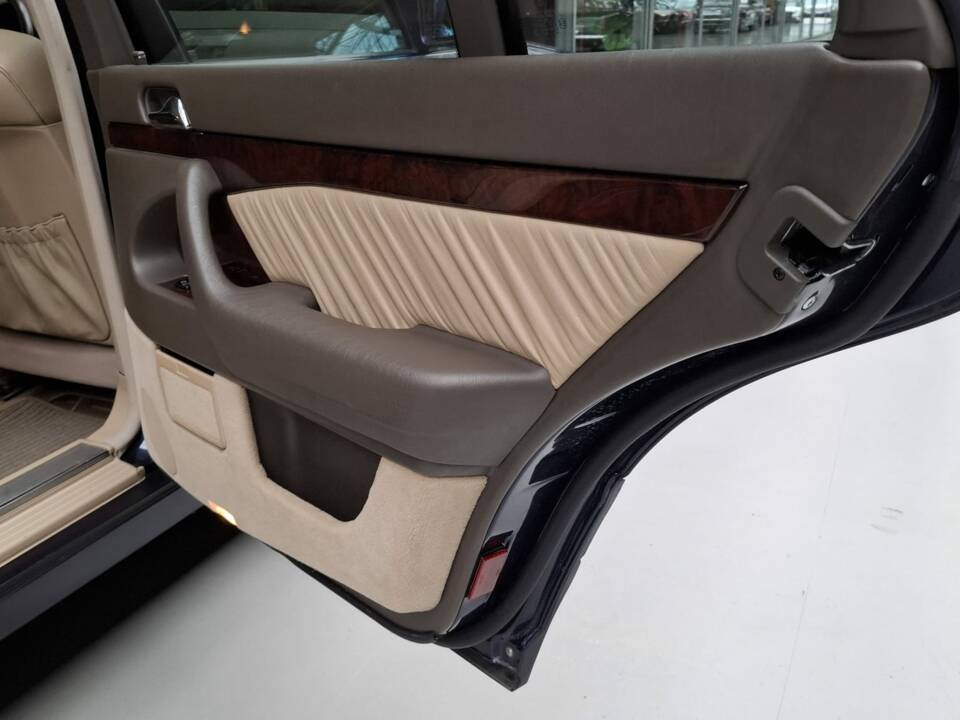 Bild 19/22 von Mercedes-Benz S 420 L (1994)